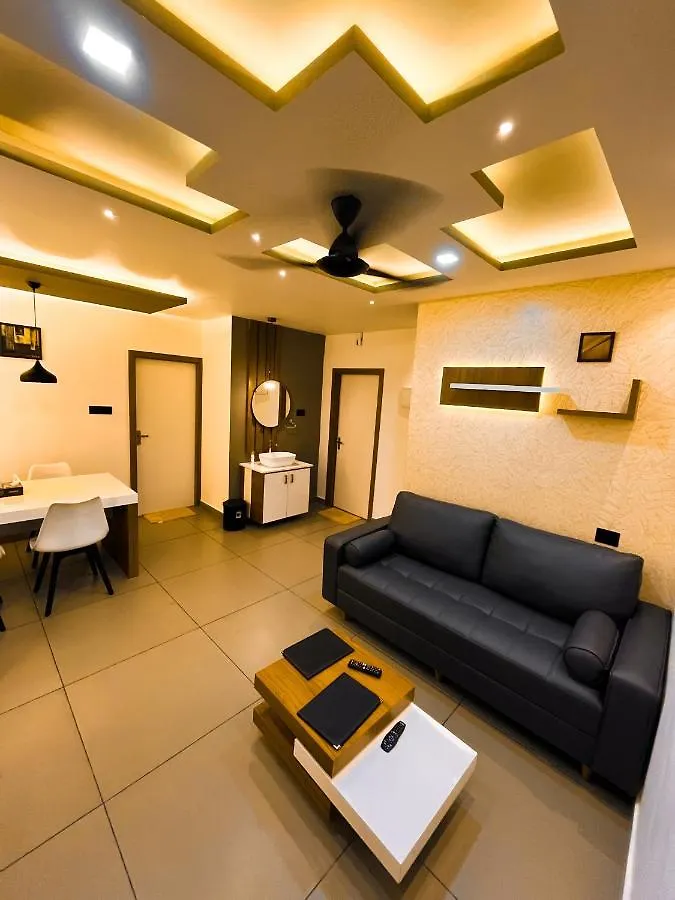 Bbc Luxury Apartments Perintalmanna