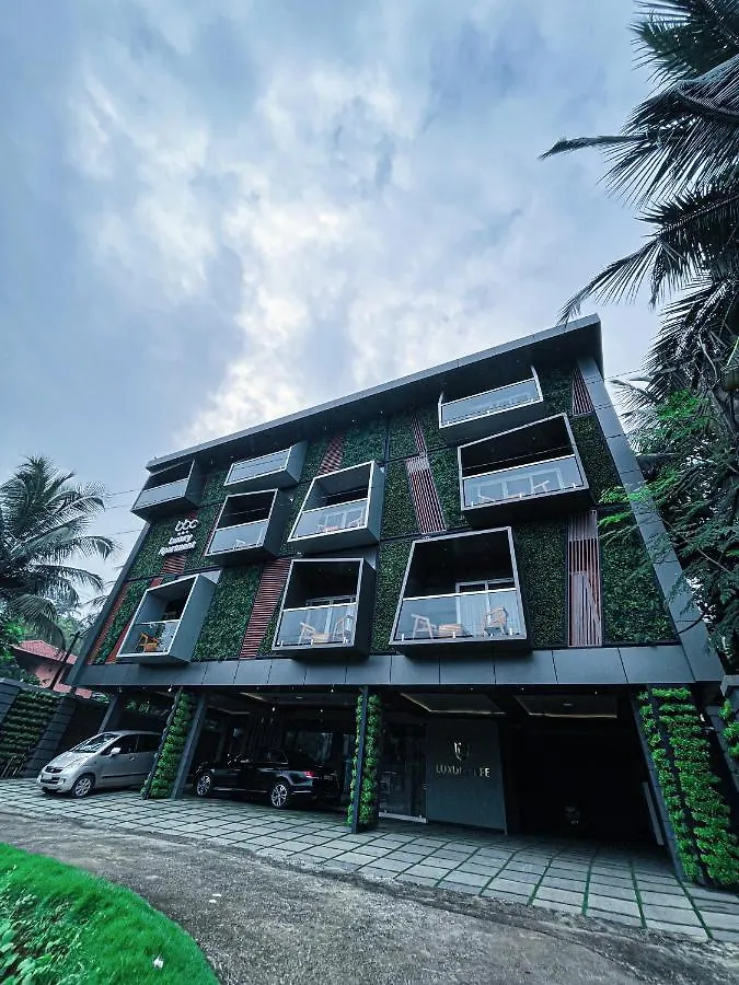 Bbc Luxury Apartments Perintalmanna